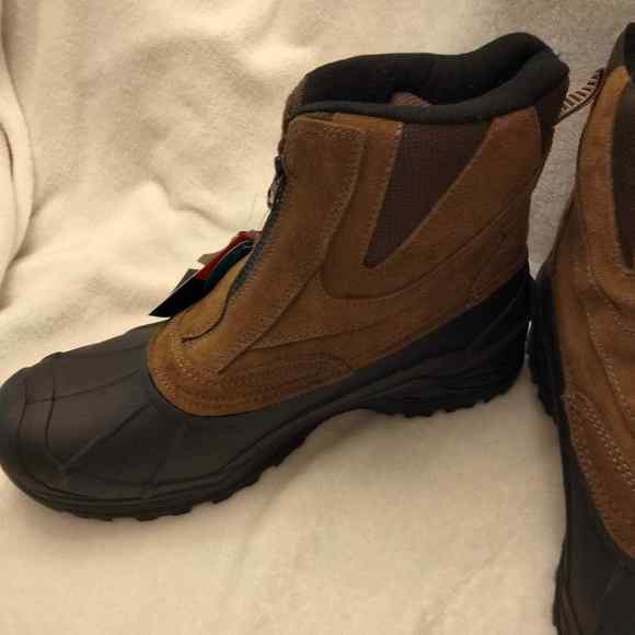 3M-Thinsulate leather weather resistant zip up boot- size 8